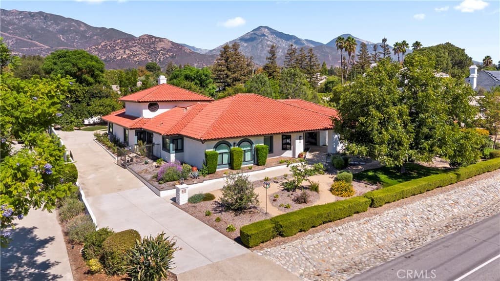Home at 831 Pomello, Claremont — photo 8 of 12