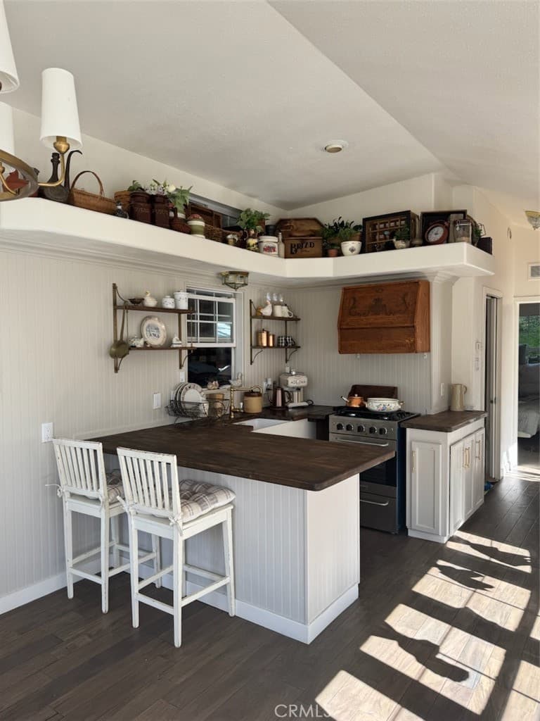 Home at 24210 E East Fork Road 19, Azusa — photo 3 of 8