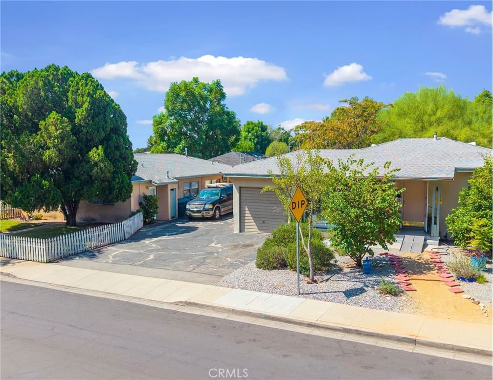 Multi-Family at 309 N Cambridge Avenue, Claremont — photo 11 of 12