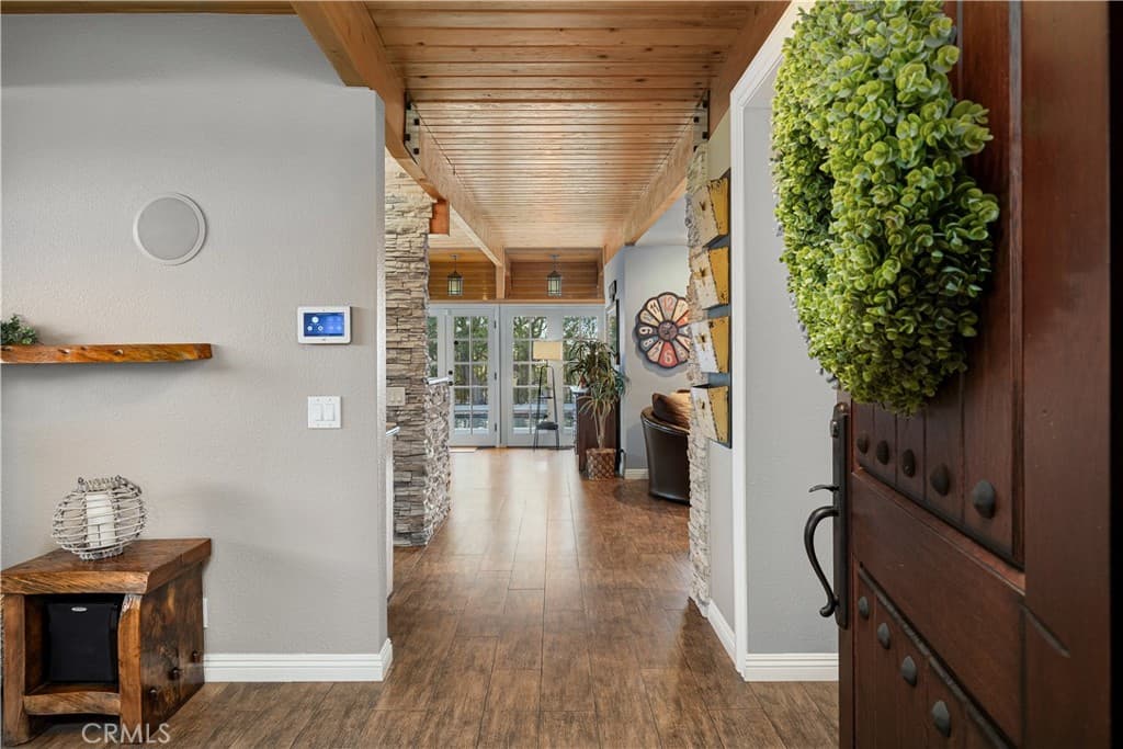 Home at 1107 Sandhurst Lane, La Verne — photo 10 of 12