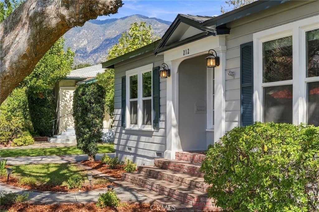 Home at 212 N Canyon Boulevard, Monrovia — photo 6 of 12