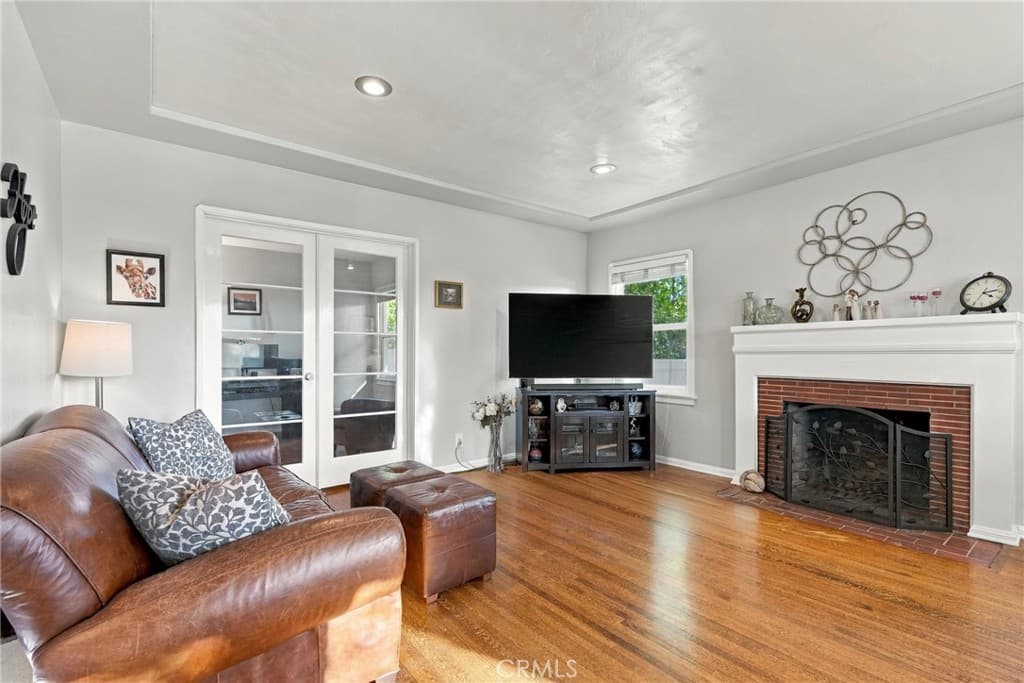 Home at 212 N Canyon Boulevard, Monrovia — photo 10 of 12