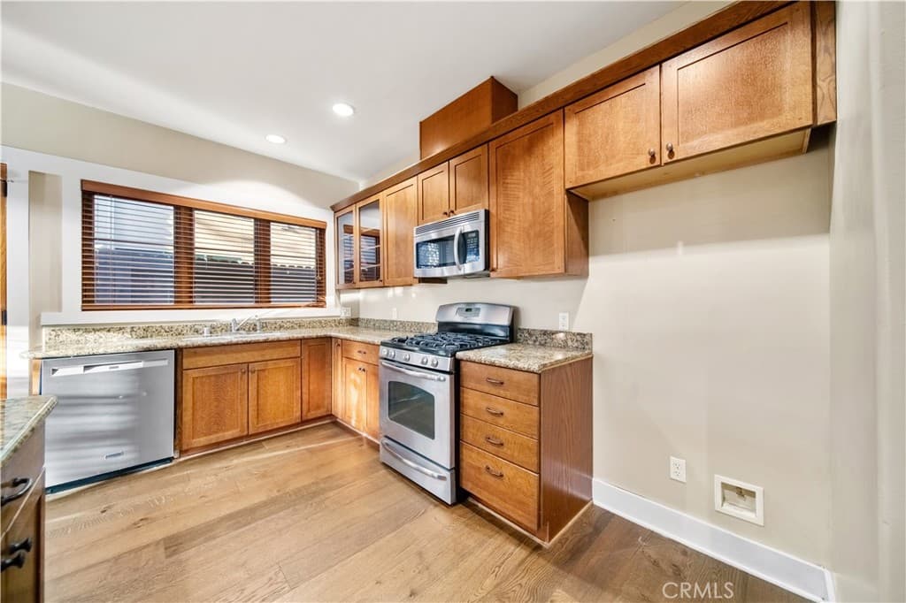 Condo at 136 N Vermont, Glendora — photo 11 of 12