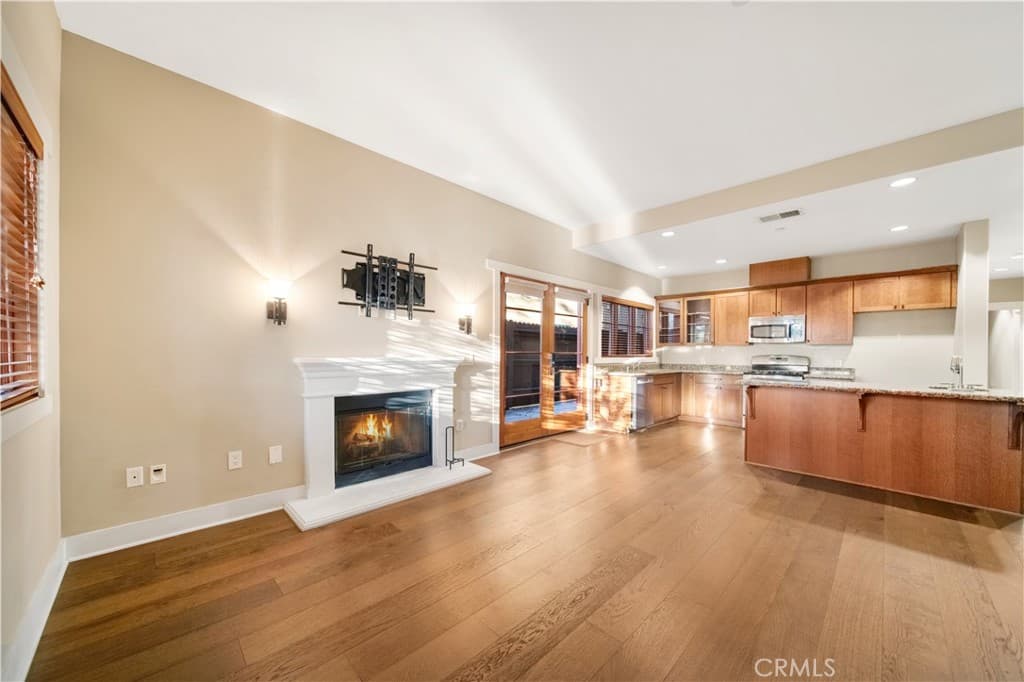Condo at 136 N Vermont, Glendora — photo 8 of 12
