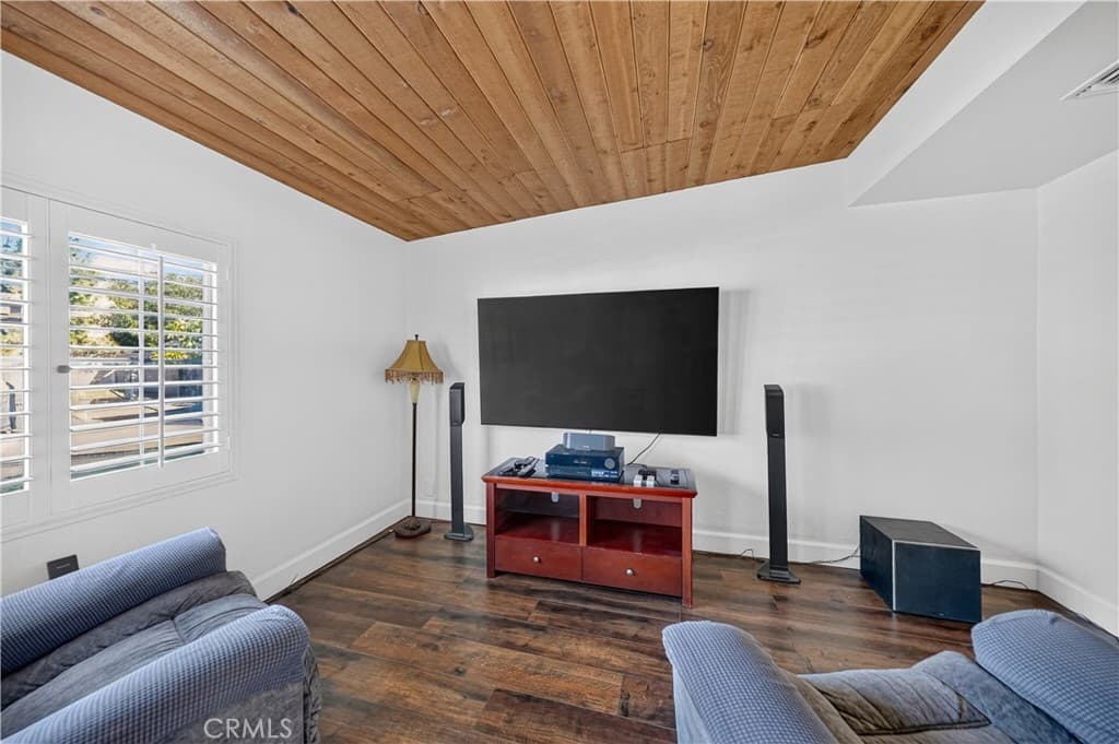 Home at 631 N Jansen Avenue, San Dimas — photo 8 of 12