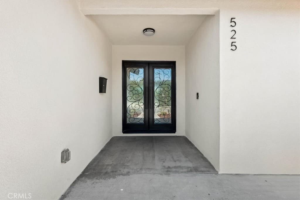 Home at 525 Fountain Springs, Glendora — photo 4 of 12