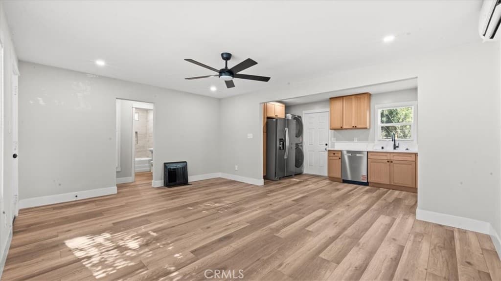 Home at 11433 Stewart Street, El Monte — photo 9 of 12