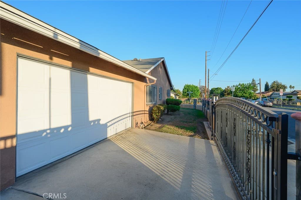 Home at 1951 S Shadydale, West Covina — photo 6 of 12