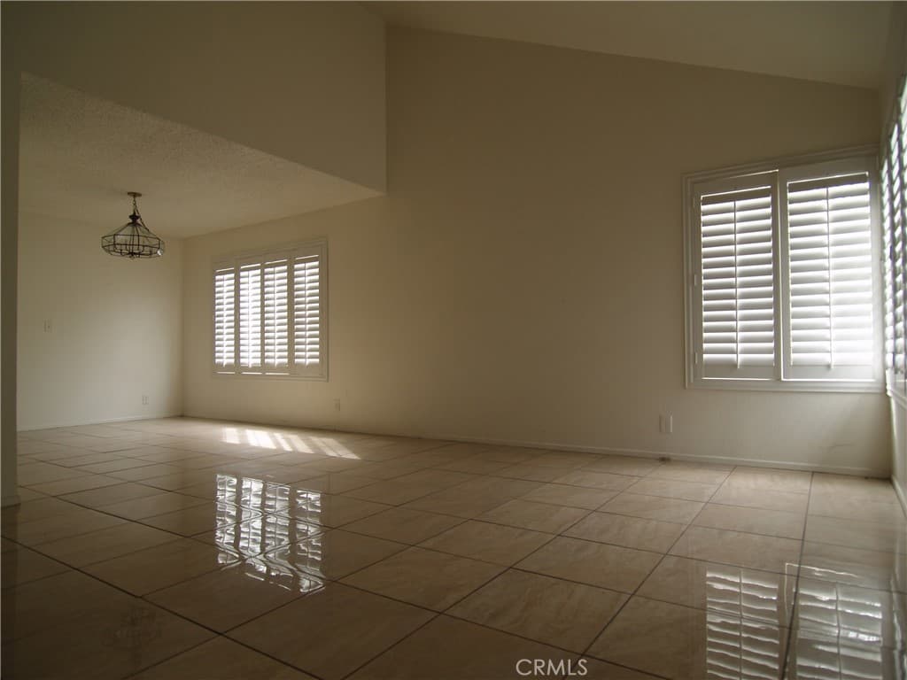 Home at 110 Horseshoe Circle, West Covina — photo 4 of 12