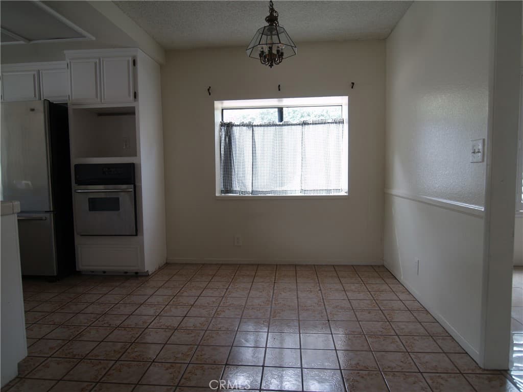 Home at 110 Horseshoe Circle, West Covina — photo 7 of 12
