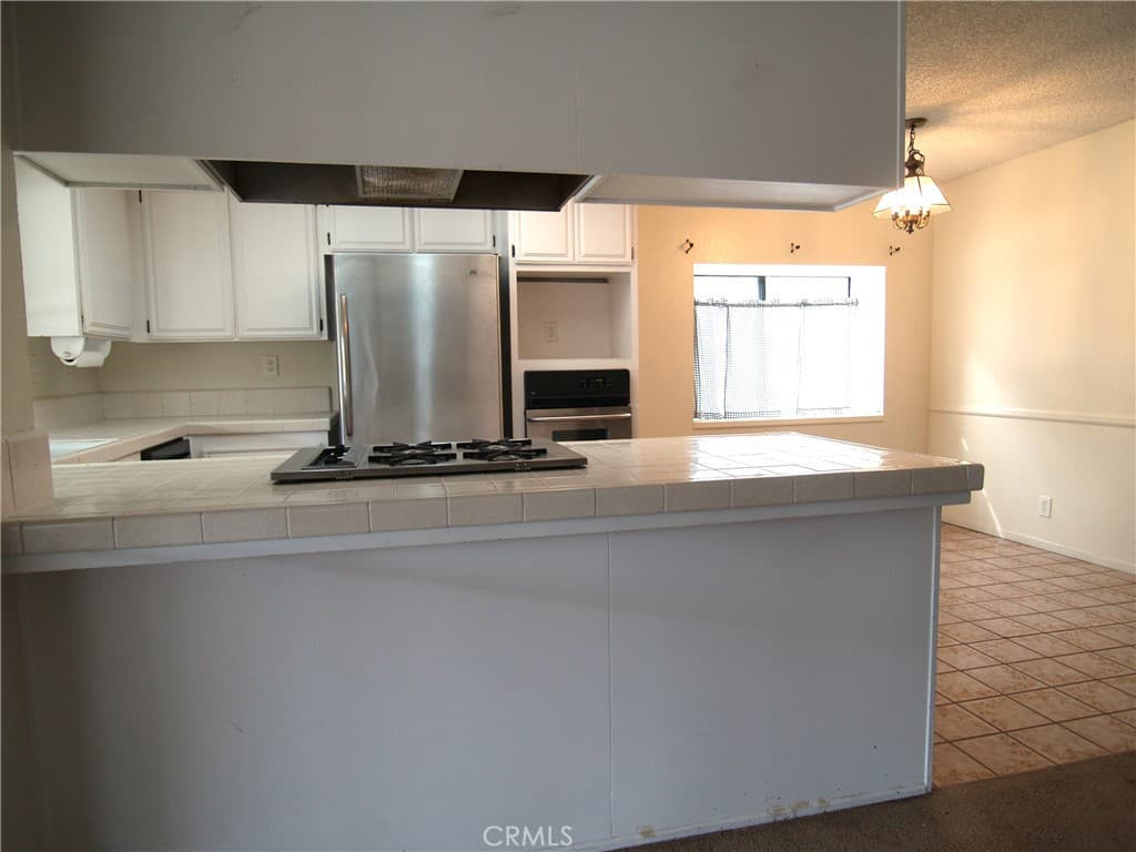 Home at 110 Horseshoe Circle, West Covina — photo 8 of 12