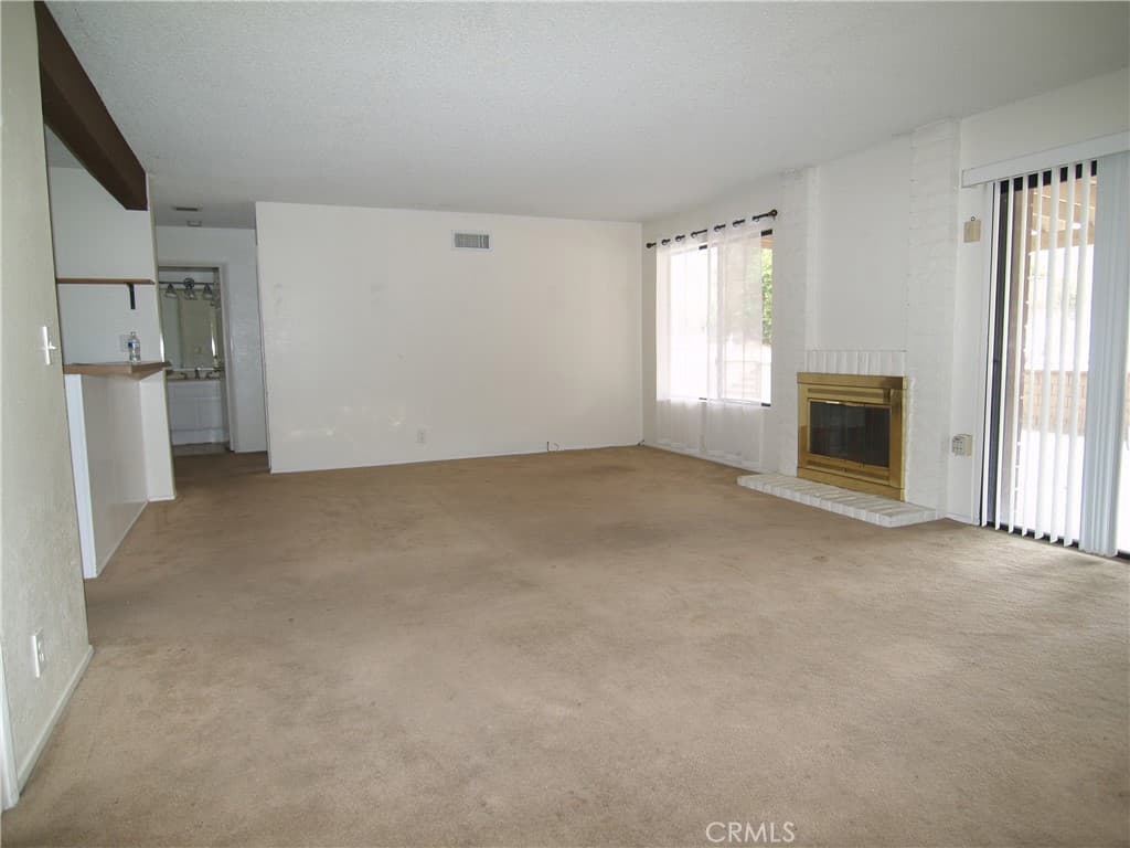 Home at 110 Horseshoe Circle, West Covina — photo 10 of 12