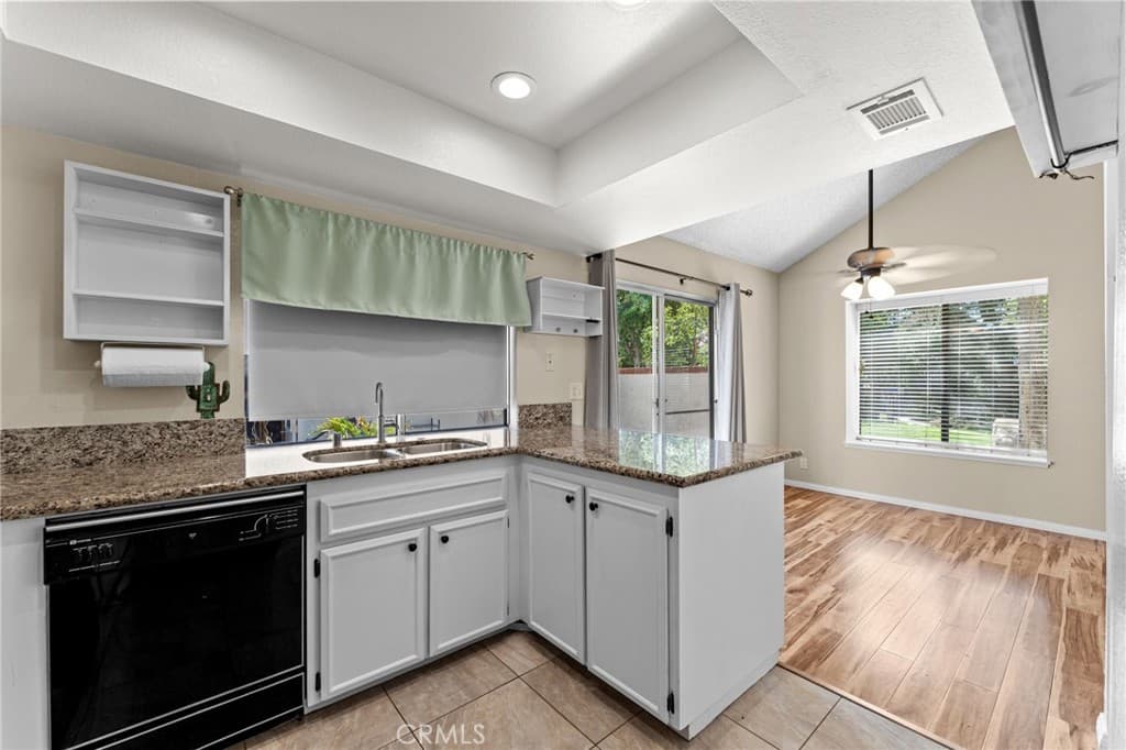 Condo at 719 Santa Rosa Court, San Dimas — photo 10 of 12