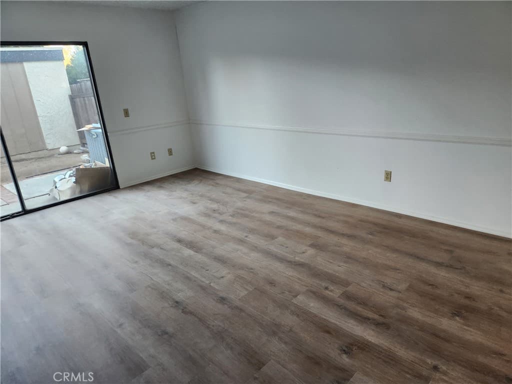 Townhouse at 607 Briarwood, San Dimas — photo 12 of 12