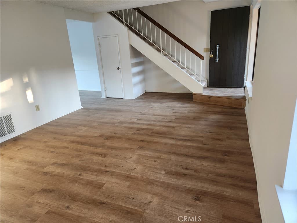 Townhouse at 607 Briarwood, San Dimas — photo 5 of 12