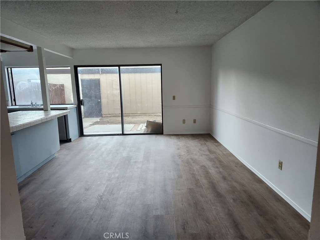 Townhouse at 607 Briarwood, San Dimas — photo 7 of 12