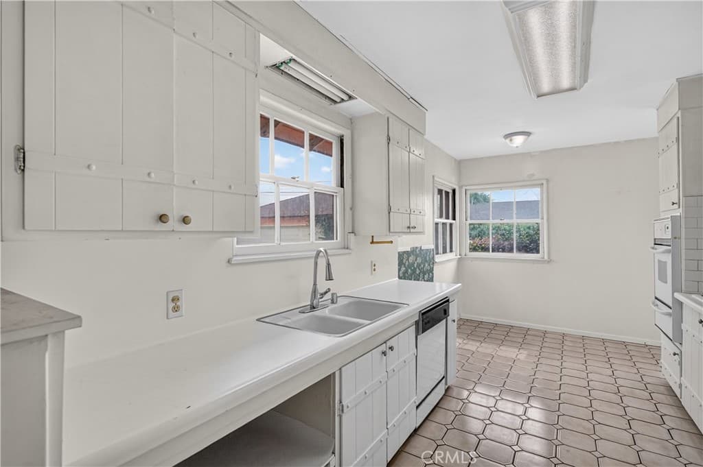 Home at 238 E Reed Street, Covina — photo 9 of 12