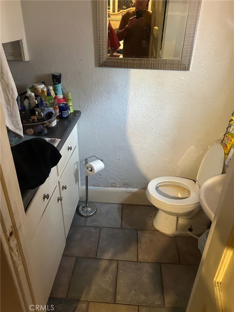 Home at 243 San Francisco, Pomona — photo 7 of 12