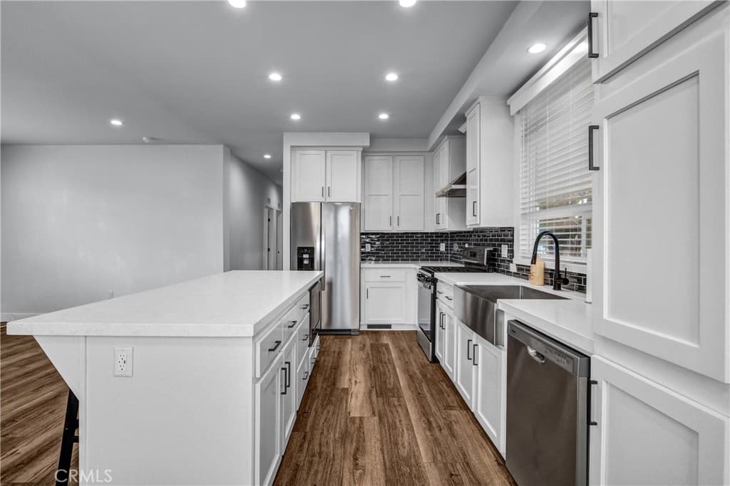 Home at 3530 Damien 62, La Verne — photo 10 of 12
