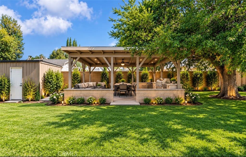 Home at 415 N Eucla Avenue, San Dimas — photo 10 of 12