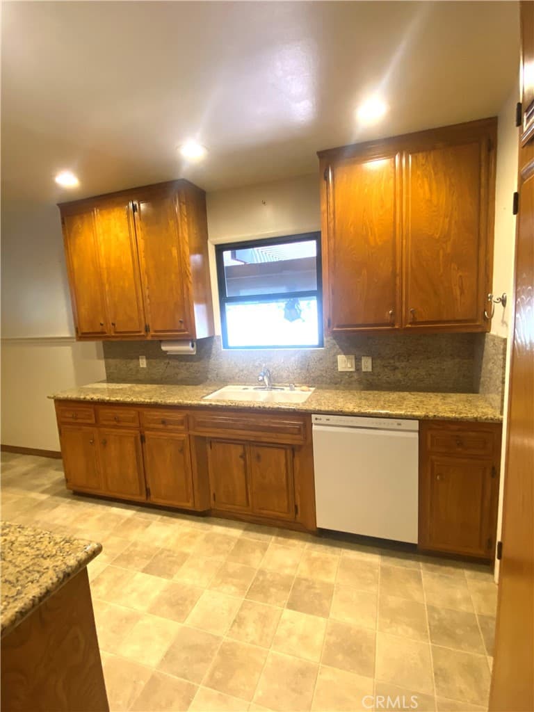 Home at 651 S Albertson, Covina — photo 10 of 12