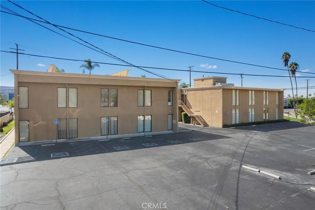 Home at 281 E Workman, Covina — photo 8 of 12