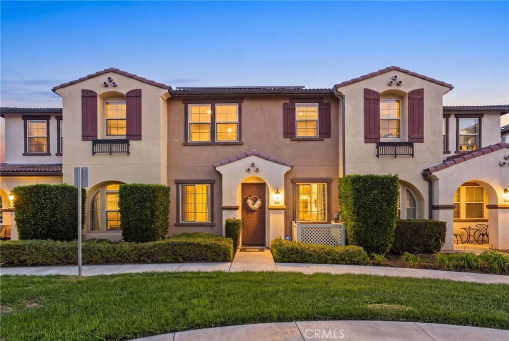 Condo at 118 Stonebridge, West Covina — photo 1 of 12