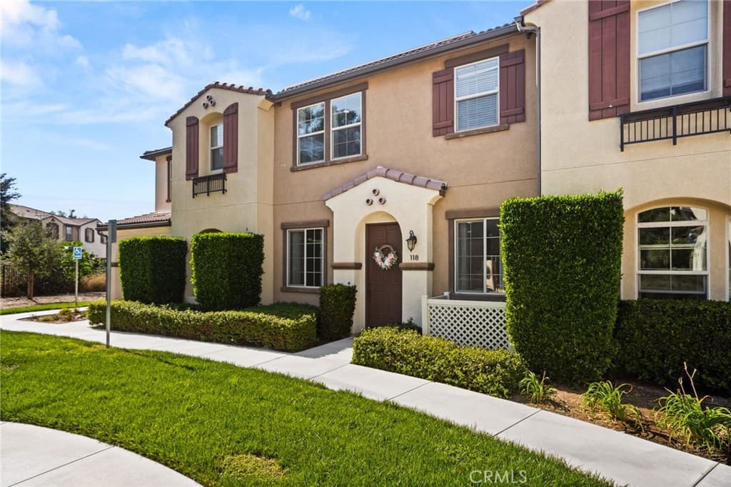 Condo at 118 Stonebridge, West Covina — photo 4 of 12