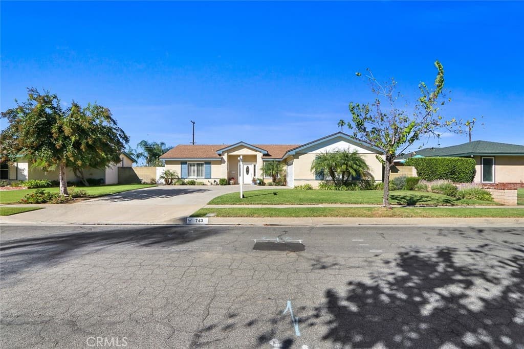 Home at 743 Churchill, San Dimas — photo 2 of 12