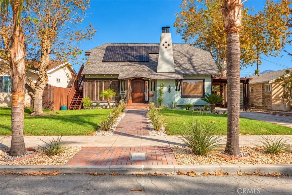 Home at 817 E Pasadena, Pomona — photo 1 of 12