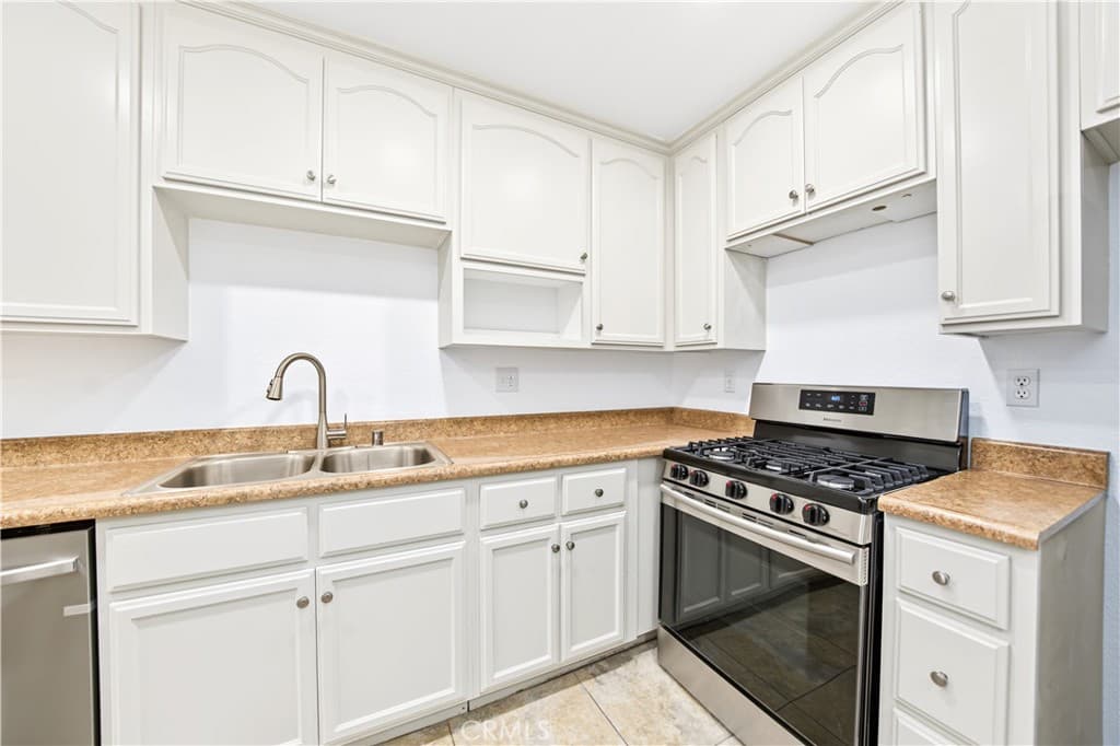 Condo at 420 Golden Springs Drive, Diamond Bar — photo 11 of 12