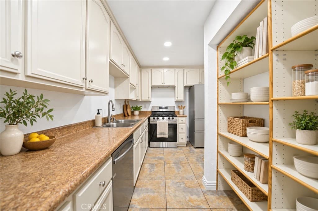 Condo at 420 Golden Springs Drive, Diamond Bar — photo 8 of 12