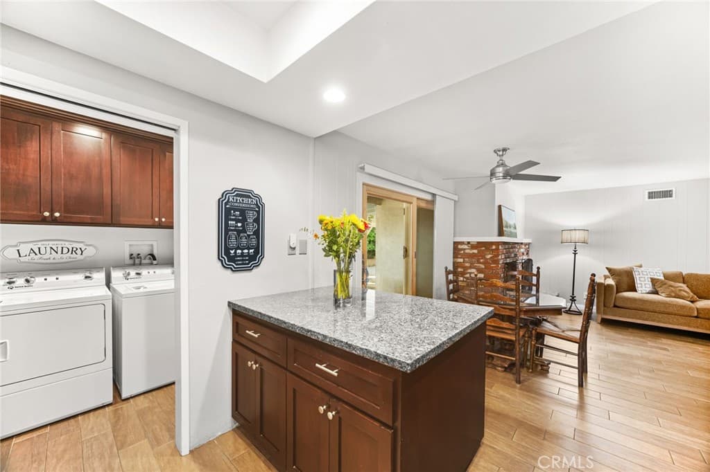 Home at 139 N Lincoln Place, Monrovia — photo 11 of 12