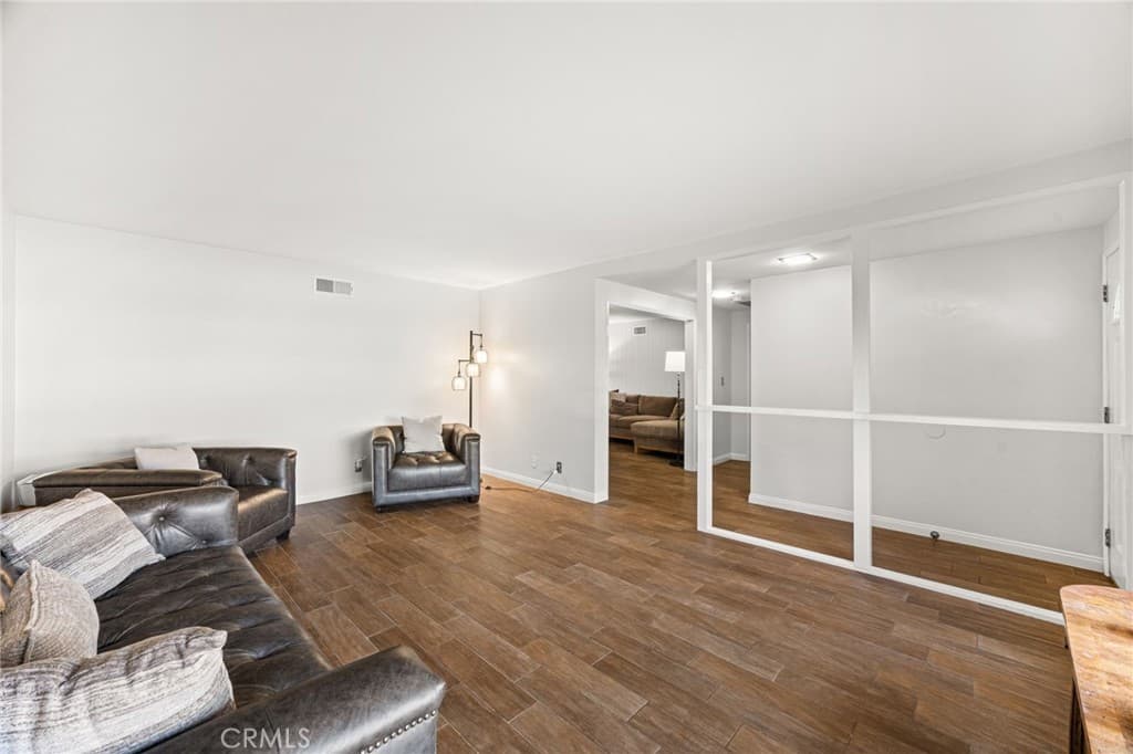 Home at 139 N Lincoln Place, Monrovia — photo 6 of 12