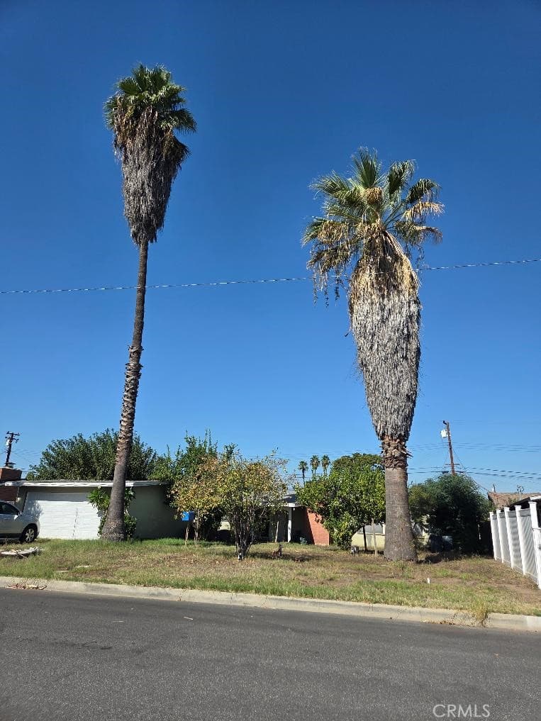 Home at 705 E Florence, West Covina — photo 2 of 11