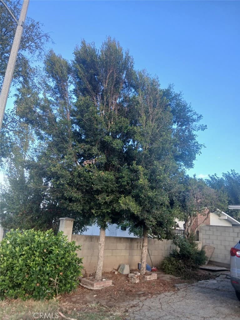 Home at 705 E Florence, West Covina — photo 4 of 11