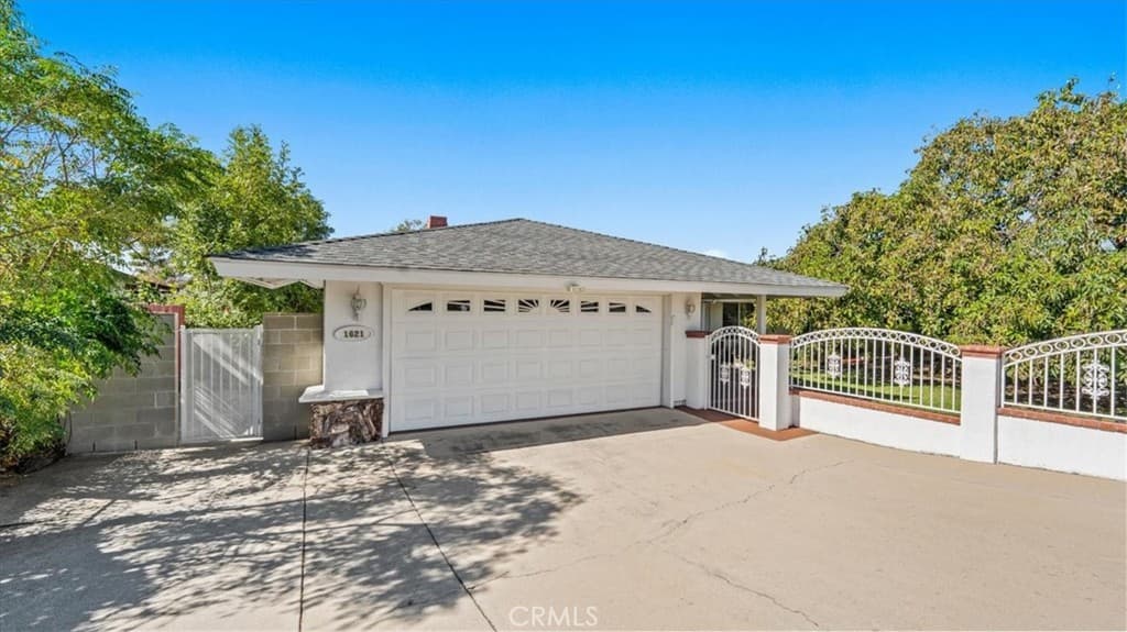 Home at 1621 Bonnie Cove Avenue, Glendora — photo 2 of 12