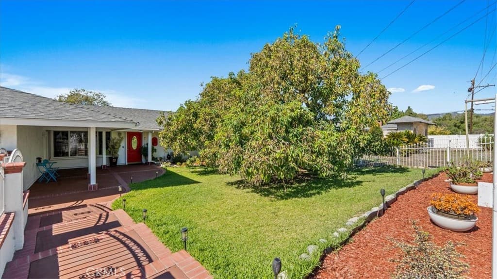 Home at 1621 Bonnie Cove Avenue, Glendora — photo 4 of 12