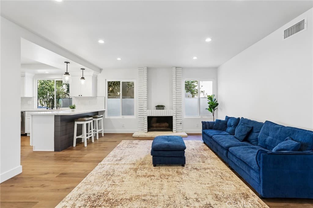 Home at 16118 Elza, Hacienda Heights — photo 4 of 12