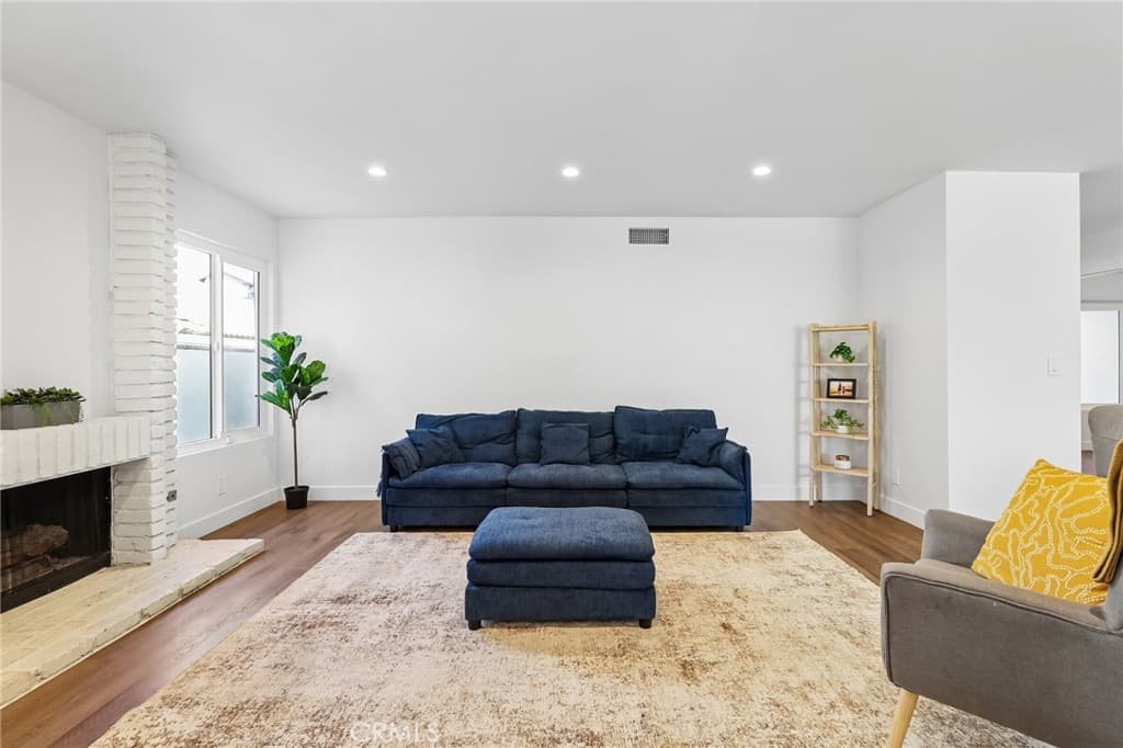 Home at 16118 Elza, Hacienda Heights — photo 6 of 12