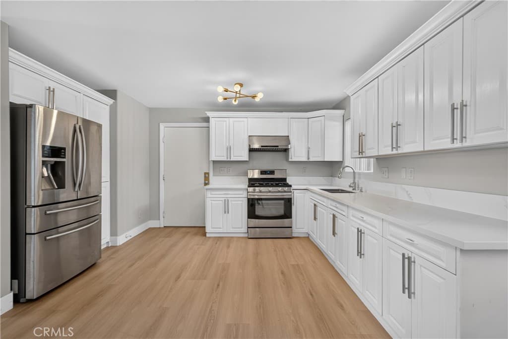 Home at 548 N Reservoir, Pomona — photo 5 of 12