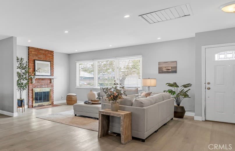 Home at 1149 Norgate Street, San Dimas — photo 4 of 12