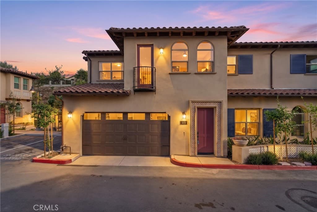 Townhouse at 816 Francesca, Walnut — photo 1 of 12