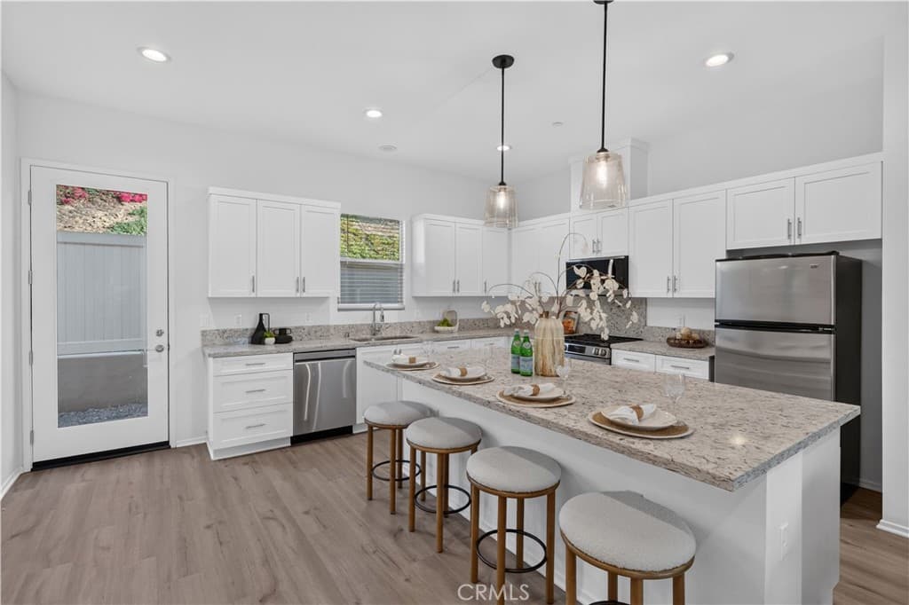 Townhouse at 816 Francesca, Walnut — photo 12 of 12