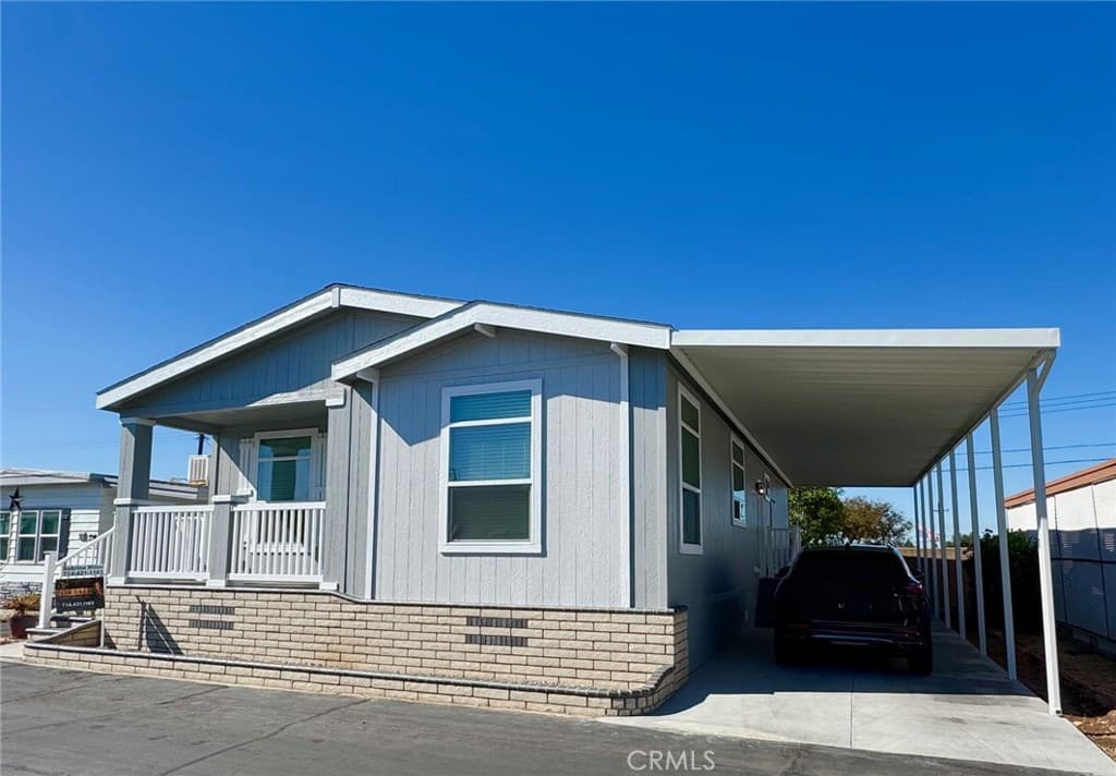 Home at 1630 W Covina Boulevard 29, San Dimas — photo 3 of 12