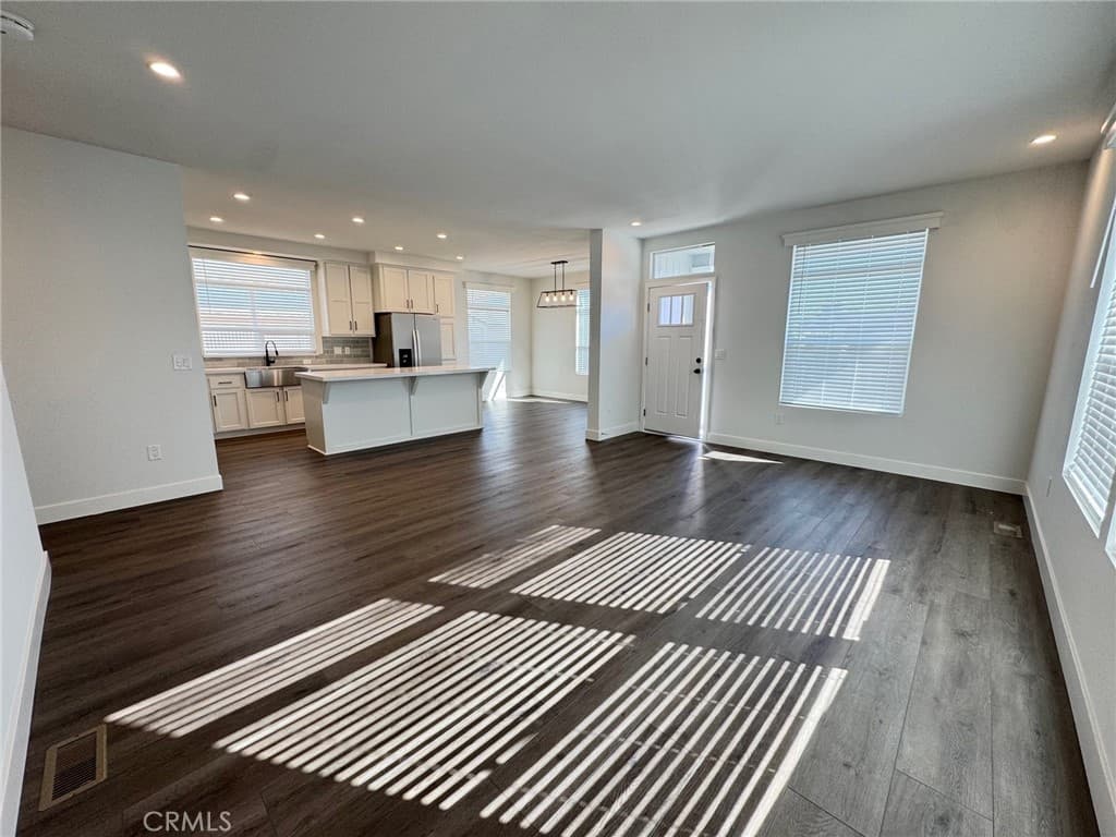 Home at 1630 W Covina Boulevard 29, San Dimas — photo 4 of 12