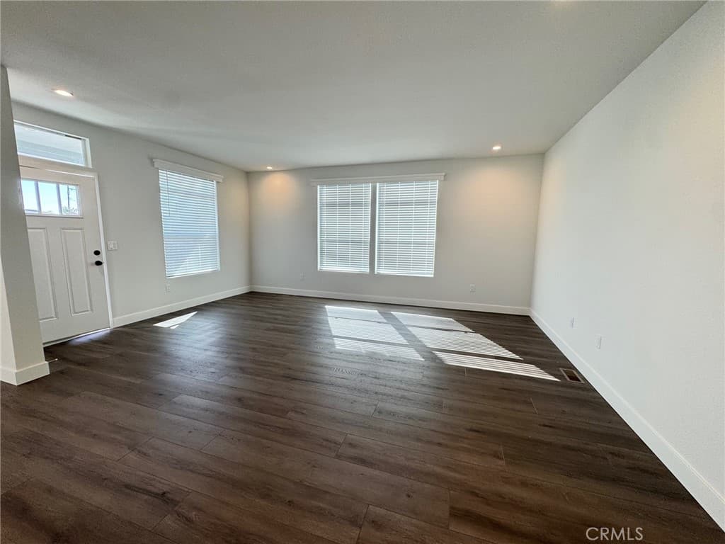 Home at 1630 W Covina Boulevard 29, San Dimas — photo 8 of 12