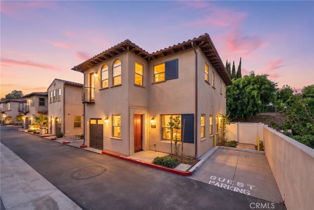 Townhouse at 810 Francesca, Walnut — photo 1 of 12