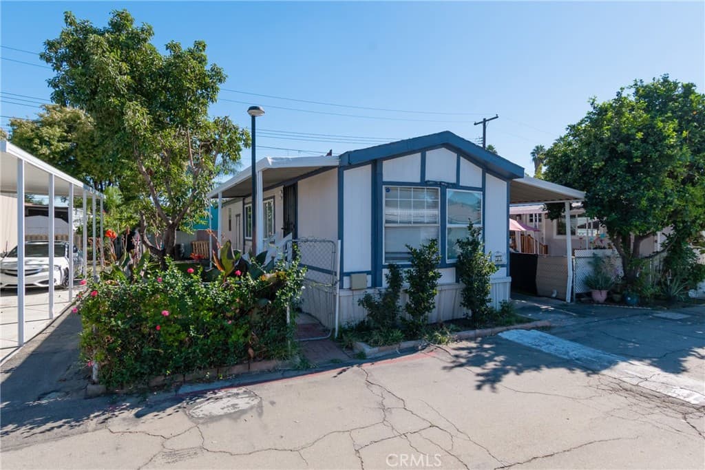Home at 1461 W Mission 53, Pomona — photo 3 of 12