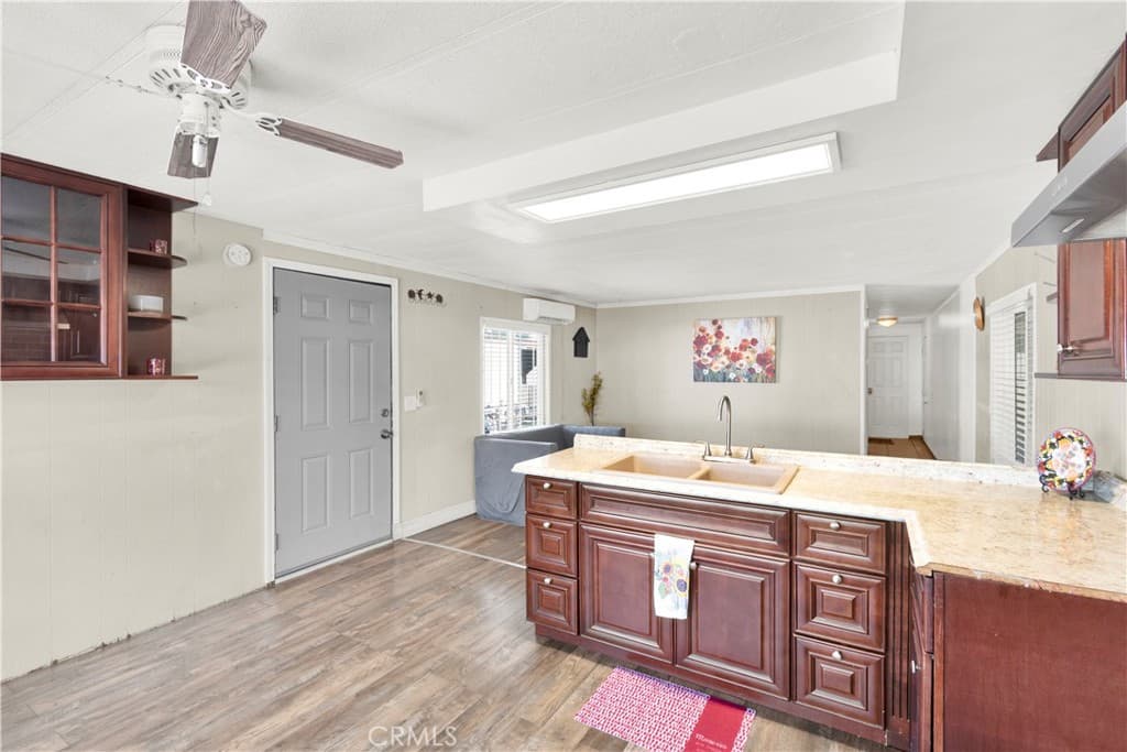 Home at 1461 W Mission 53, Pomona — photo 5 of 12